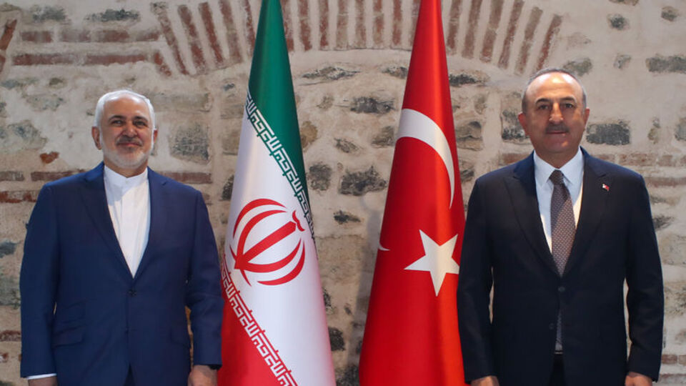 Çavuşoğlu, İranlı mevkidaşı Zarif ile görüştü