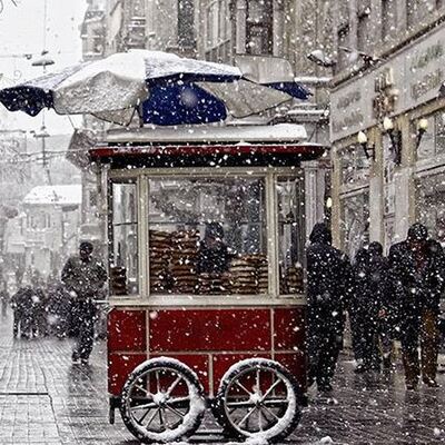 Meteoroloji duyurdu: İstanbul'a kar geliyor!