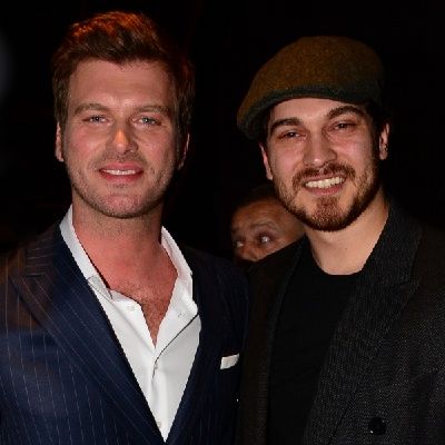 Birbirlerini sildiler