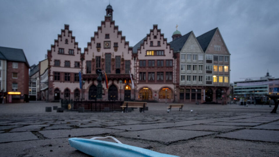 Almanya'da kısıtlamalar tekrar uzatılabilir!