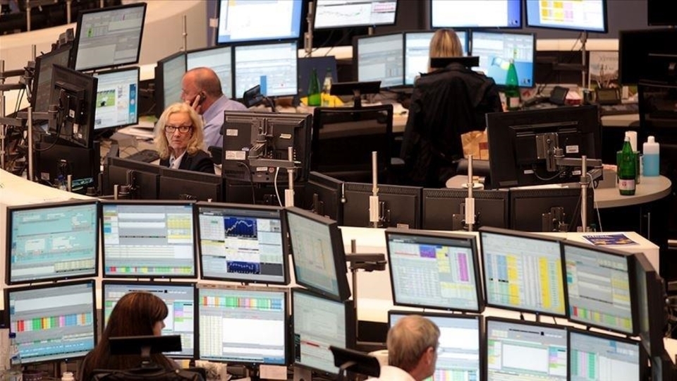 Piyasalarda yoğun haber ve veri gündemi