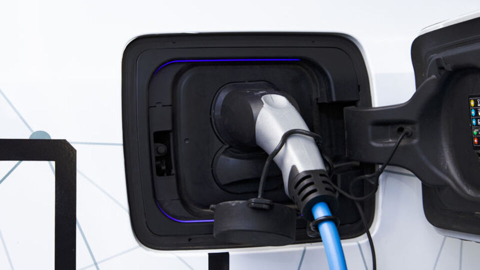 Eşarj 500 istasyonda elektrik verecek