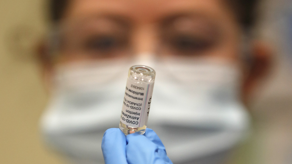 Kanda pıhtılaşma tartışmalarının ardından o aşının etkinlik oranı açıklandı!