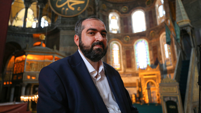 Ayasofya Camii imamından 'faiz' yorumu