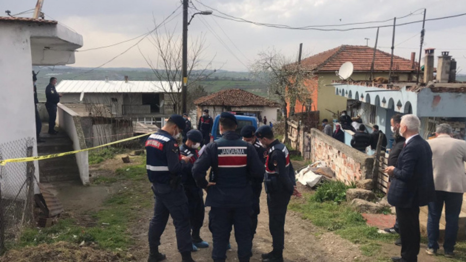 Anne ve oğlundan acı haber!