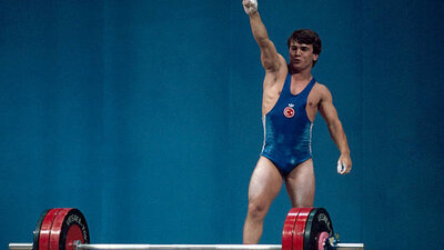 Naim Süleymanoğlu kimdir?