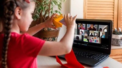 Çocuklara online sanat eğitimi verecek