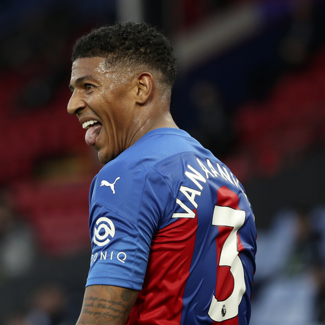 Van Aanholt'u Galatasaray'a çağırdı!