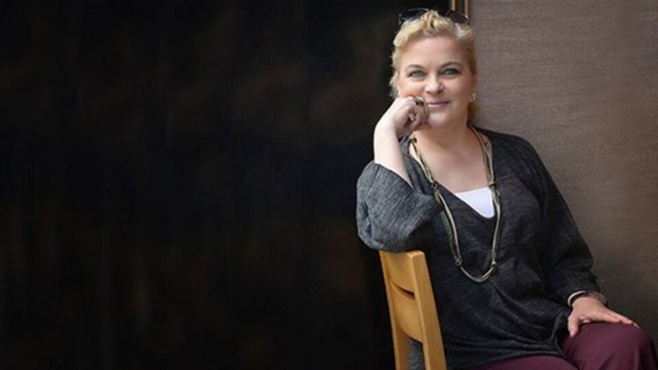 Nurseli İdiz kimdir?