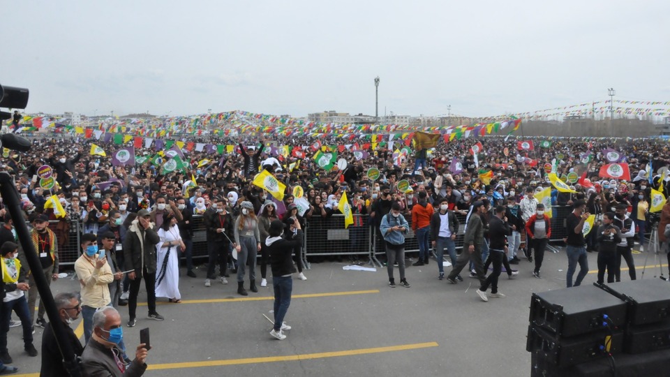 Batman'daki Nevruz kutlamalarında 25 gözaltı