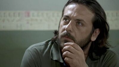 Luran Ahmeti kimdir?