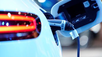 Apple'a Çin'den rakip: Otomobil üretecek!