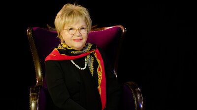 Nevra Serezli kimdir?