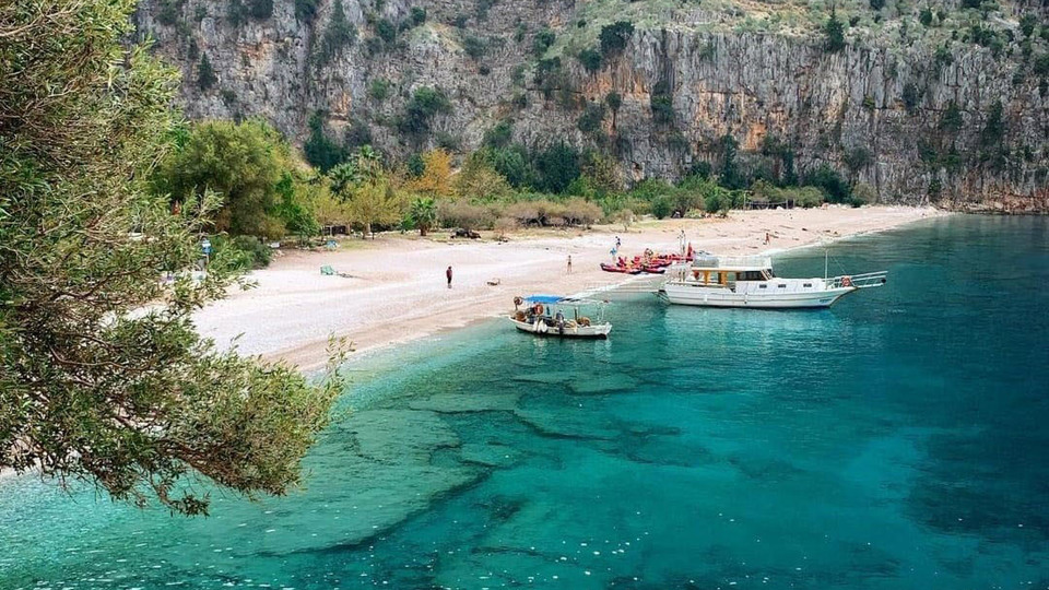 Kelebekler Vadisi'nin suyunu çaldılar!