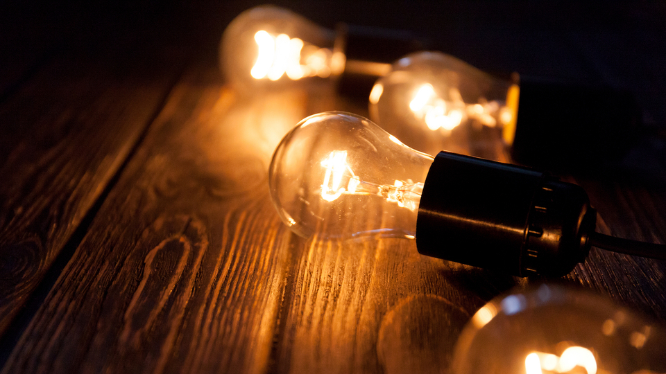 Elektriğe 3 ay zam yok