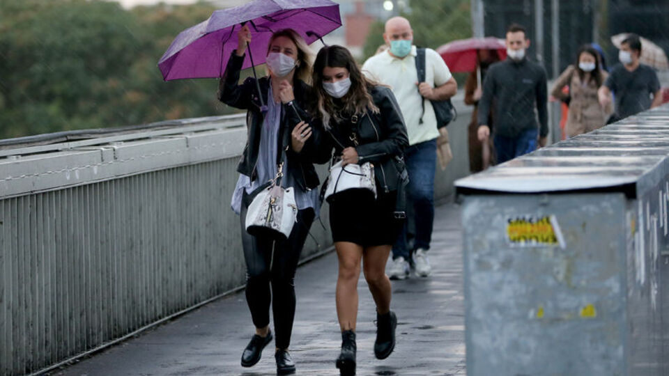 Meteoroloji'den önemli uyarı! 4 bölgede sağanak!