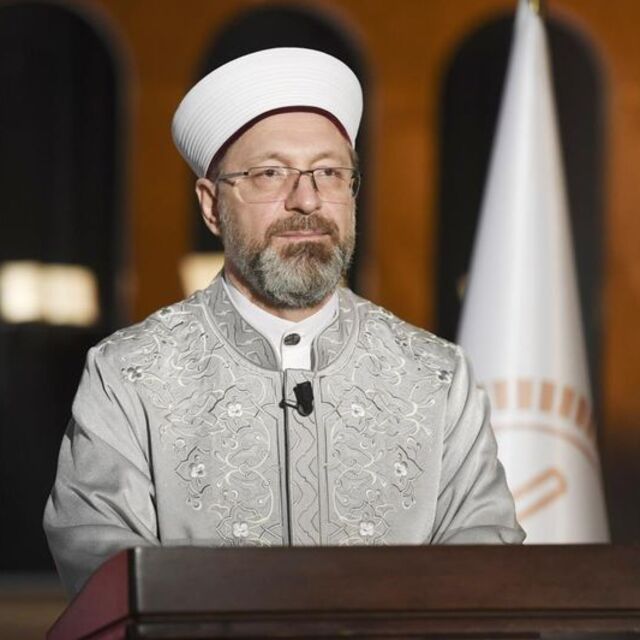 Erbaş'tan, 'Berat Gecesi' mesajı!