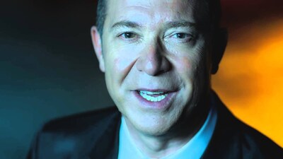 Sümer Ezgü kimdir?