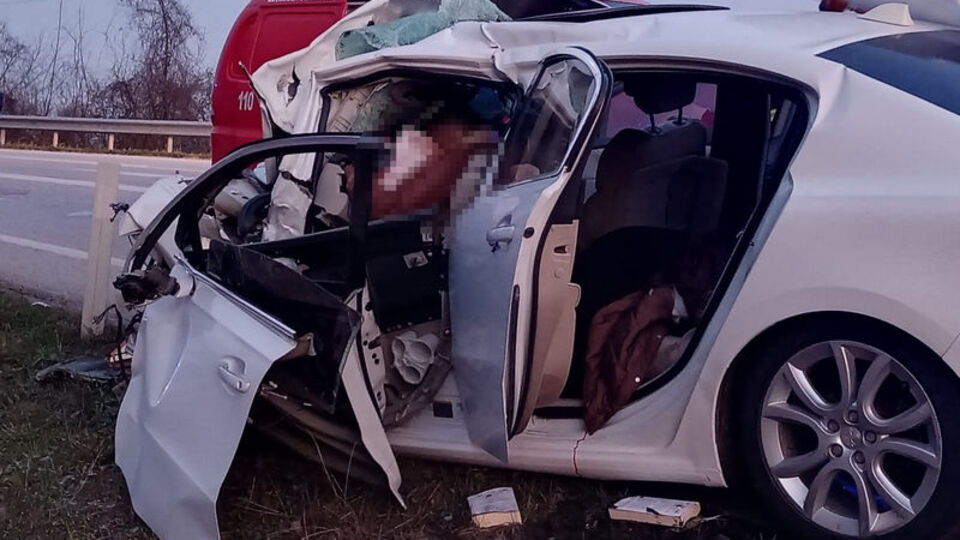 Düzce ve Şırnak'ta feci trafik kazaları!