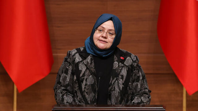 Bakan Selçuk'tan şiddetle mücadele mesajı