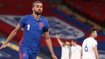 Herkes tekmeliğini konuşuyor!