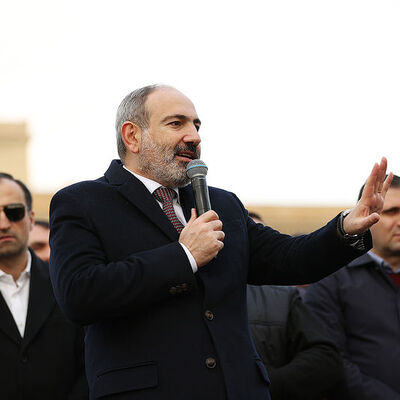Paşinyan'dan istifa kararı!