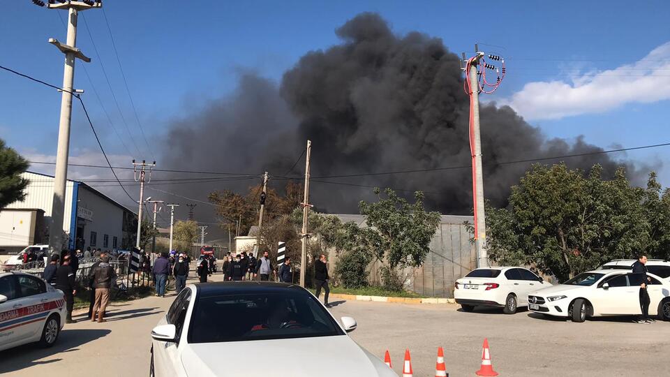 Muz sarartma tesisi alevlere teslim oldu!