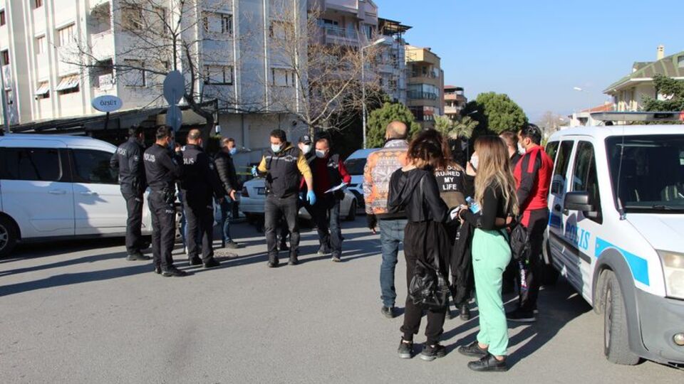 Cipin içinden husumetlisine tüfekle ateş açtı: 3 yaralı