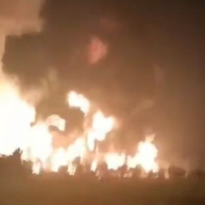 Endonezya'da petrol rafinesinde şiddetli patlama