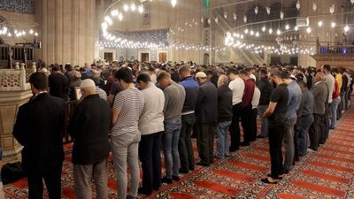 2021 ilk teravih namazı ne zaman kılınacak?