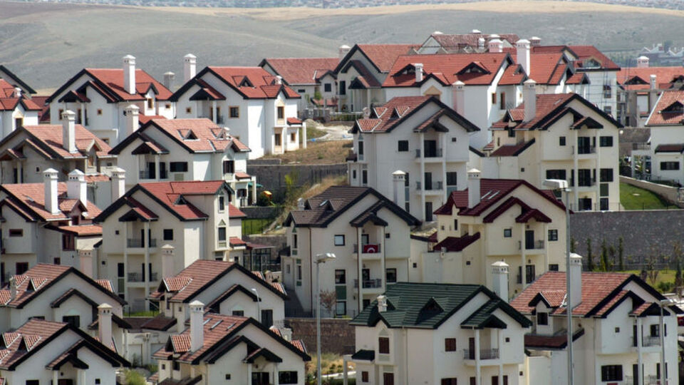 Angora Sitesi'nde icra davası! İnşaat firmasıyla ev sahipleri davalı oldu