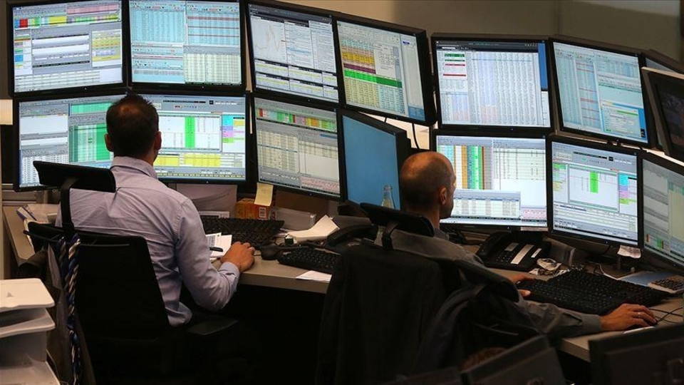 Piyasalarda karışık seyir