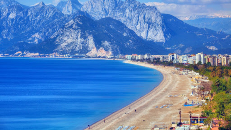 AK Parti'den turizm için yeni kanun teklifi