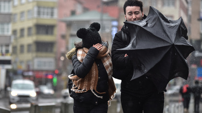 İstanbul için kuvvetli fırtına uyarısı!