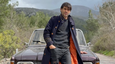 Üçlemenin ilk filmi