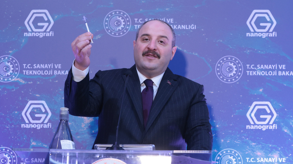 Bakan Varank müjdeyi verdi! Faz-1 insan denemeleri başladı