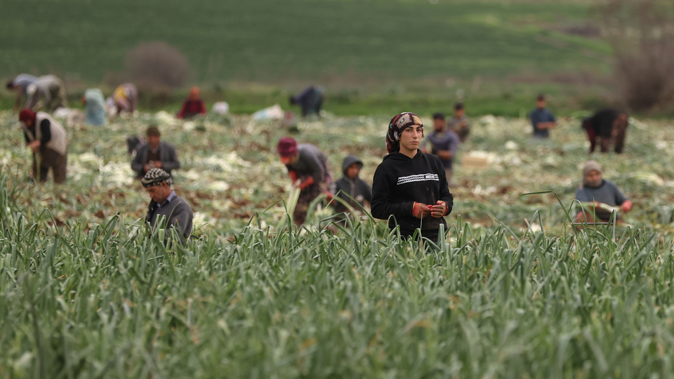 İşçiler haber bekliyor