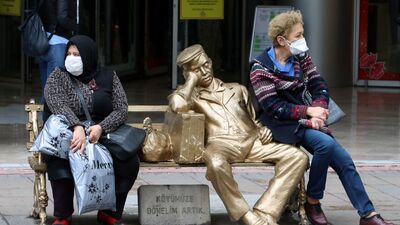 Hafta sonu sokağa çıkma yasağı var mı?