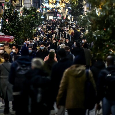 Covid geçirenlerle ilgili çarpıcı tespit! Yanık lastik, çürümüş soğan...
