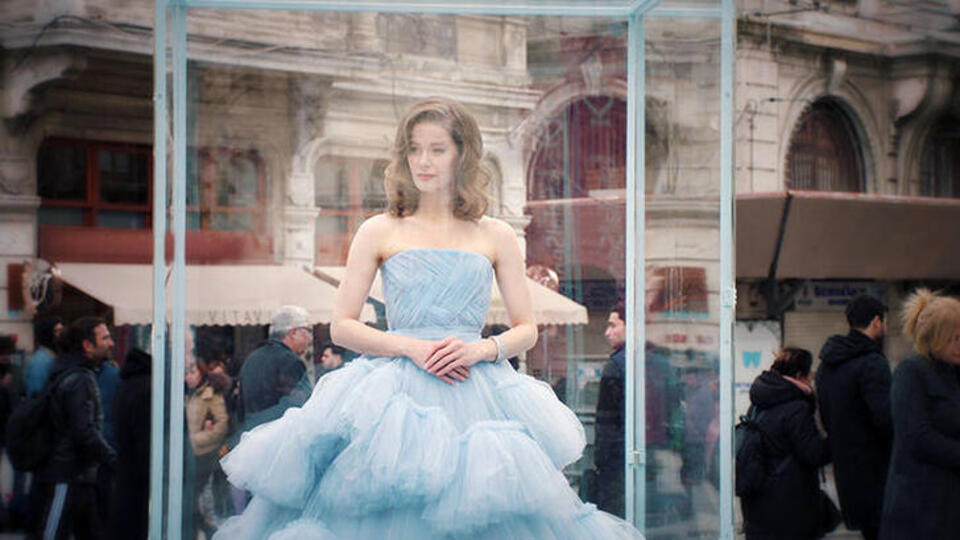 Camdaki Kız dizisi oyuncuları kimler?