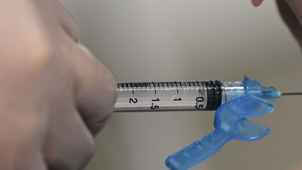 DSÖ'den aşı uyarısı! "Kabul edilemez derecede yavaş"