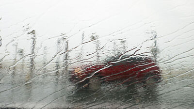 Batı'da sıcaklık artıyor, doğuda sağanak