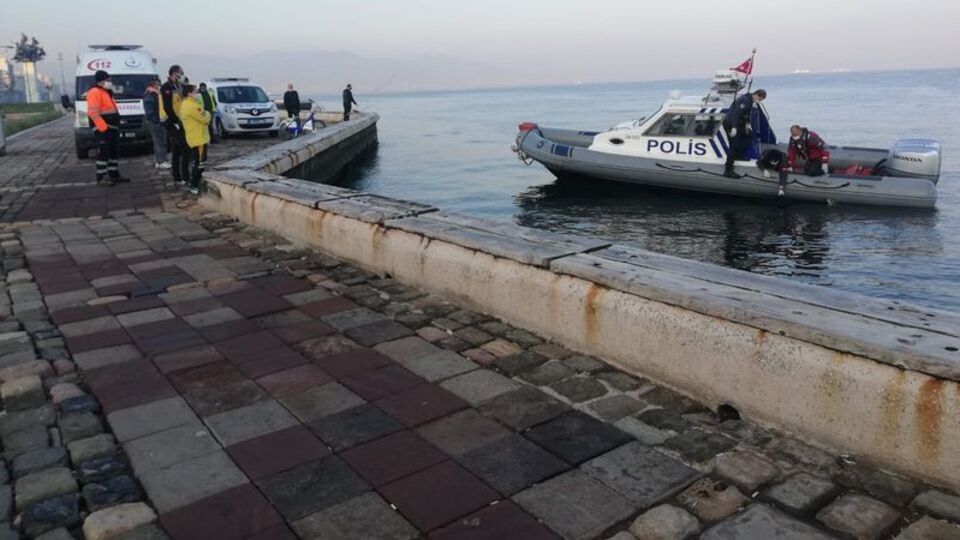 İzmir'de denizde cansız beden bulundu