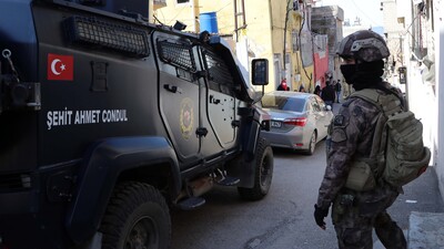 Zehir tacirlerine hava destekli operasyon!