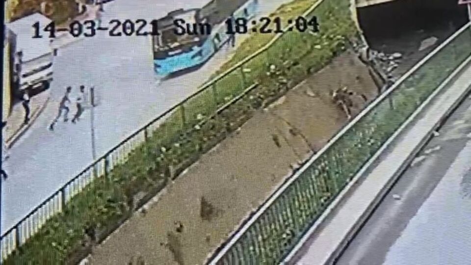 16 yaşındaki çocuk kız kavgasında kurşun yağdırdı