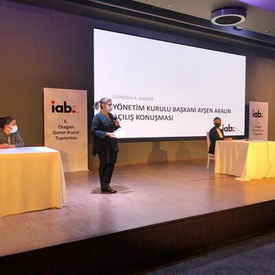 IAB'de yeni dönem