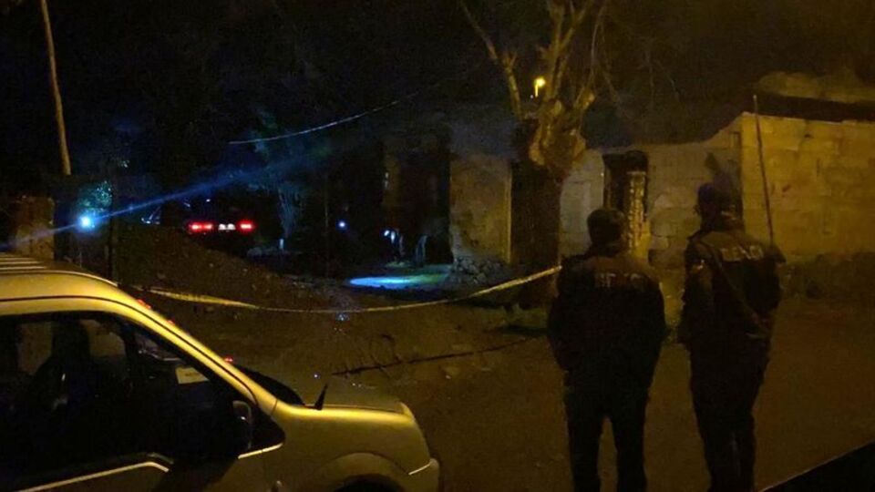 Tartıştığı kişiyi tabancayla başından vurdu