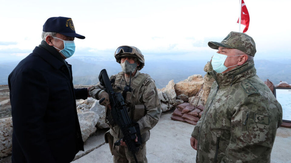 Akar ve TSK komuta kademesi geceyi Şırnak'ta geçirdi