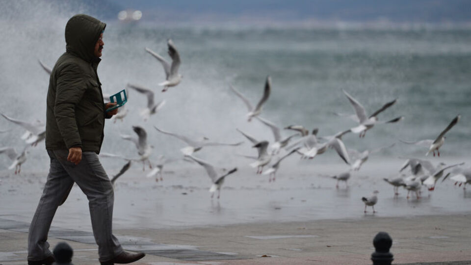 Deniz ulaşımına fırtına engeli
