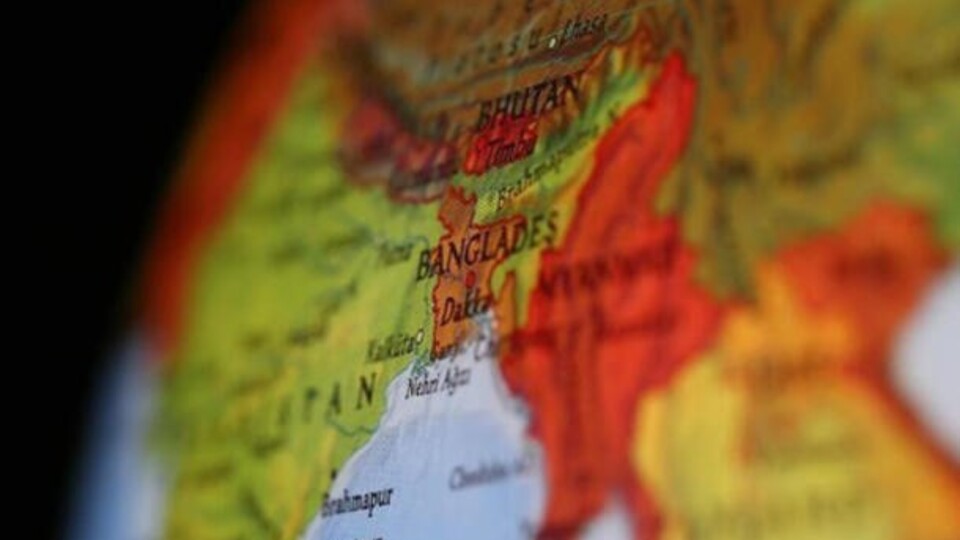 Bangladeş'te nehirde feci kaza: 5 ölü